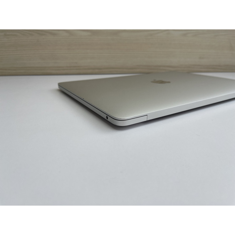 MacBook Pro 13 2017 Silver i7 2.5ghz 16/512
